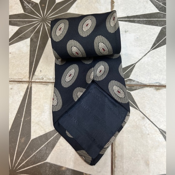 Giorgio Armani Navy Blue and Paisley Tie - Picture 2 of 6